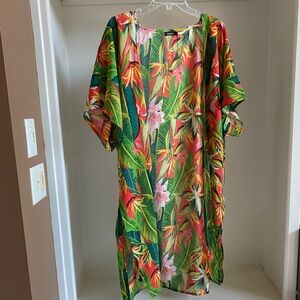 Boohoo Vibrant Leaf Print Cover-up Kimono